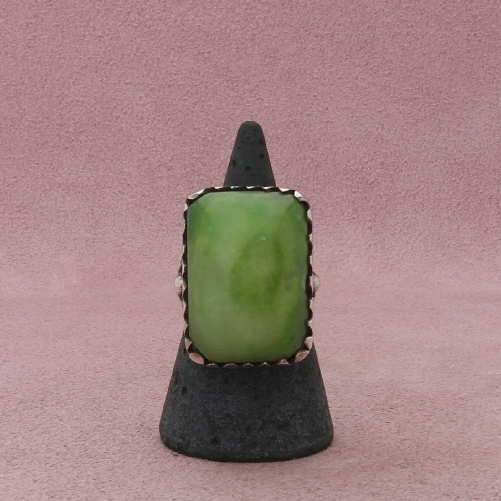 Sterling Silver Vintage Mexico Green Agate Ring Size 7.25